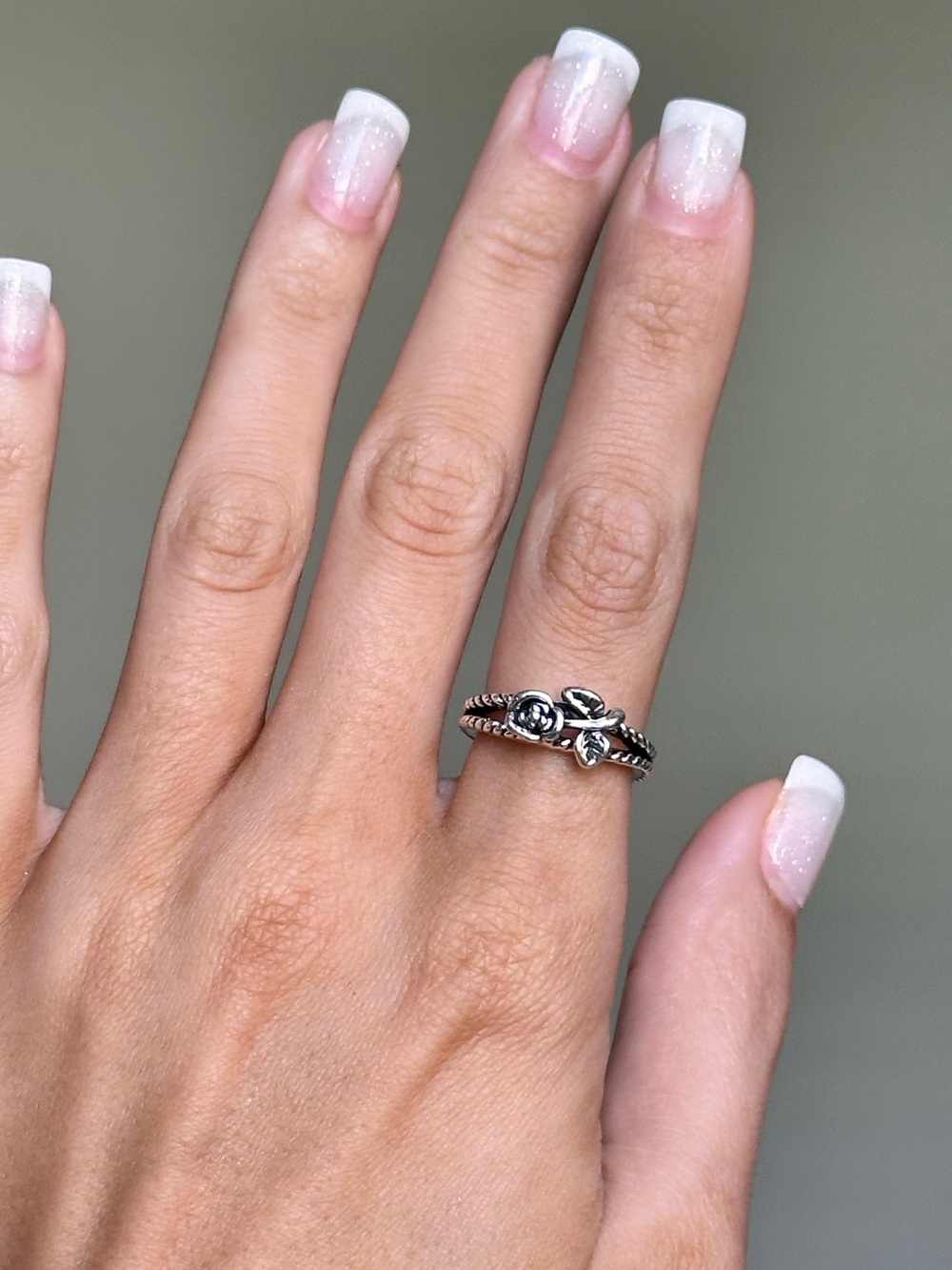 Vintage Silver Rose Twist Ring - Picture 6 of 6